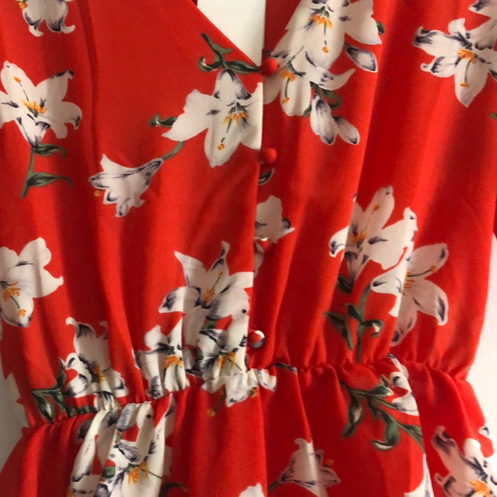 Red FloralButton Down Top - Picture 2 of 4